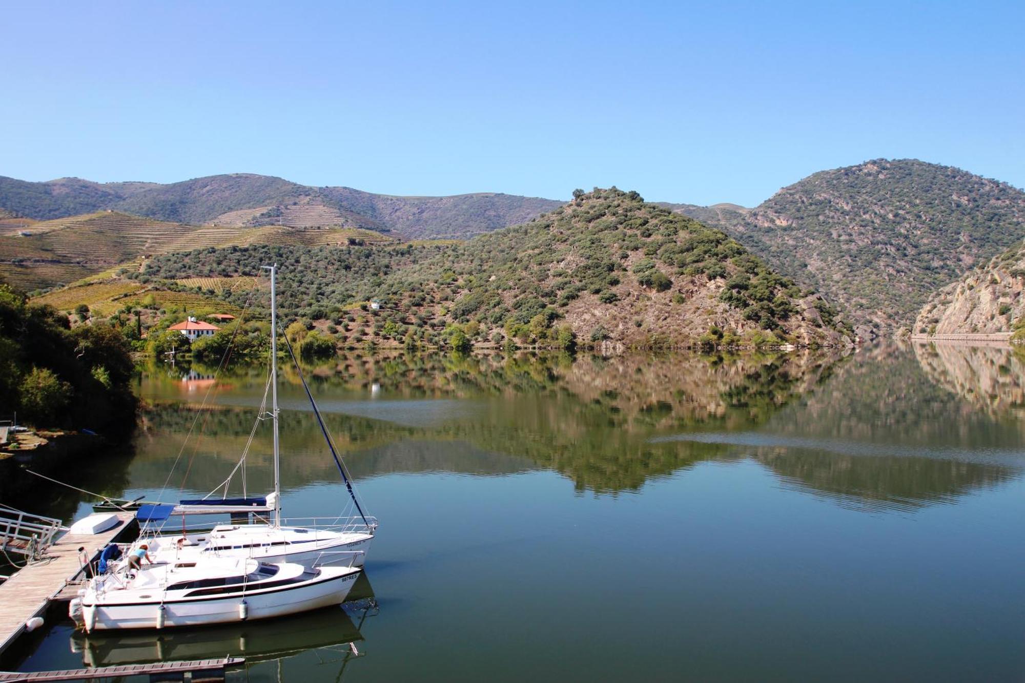 Douro Yacht Charter & Bungalows Sao Joao da Pesqueira Room photo