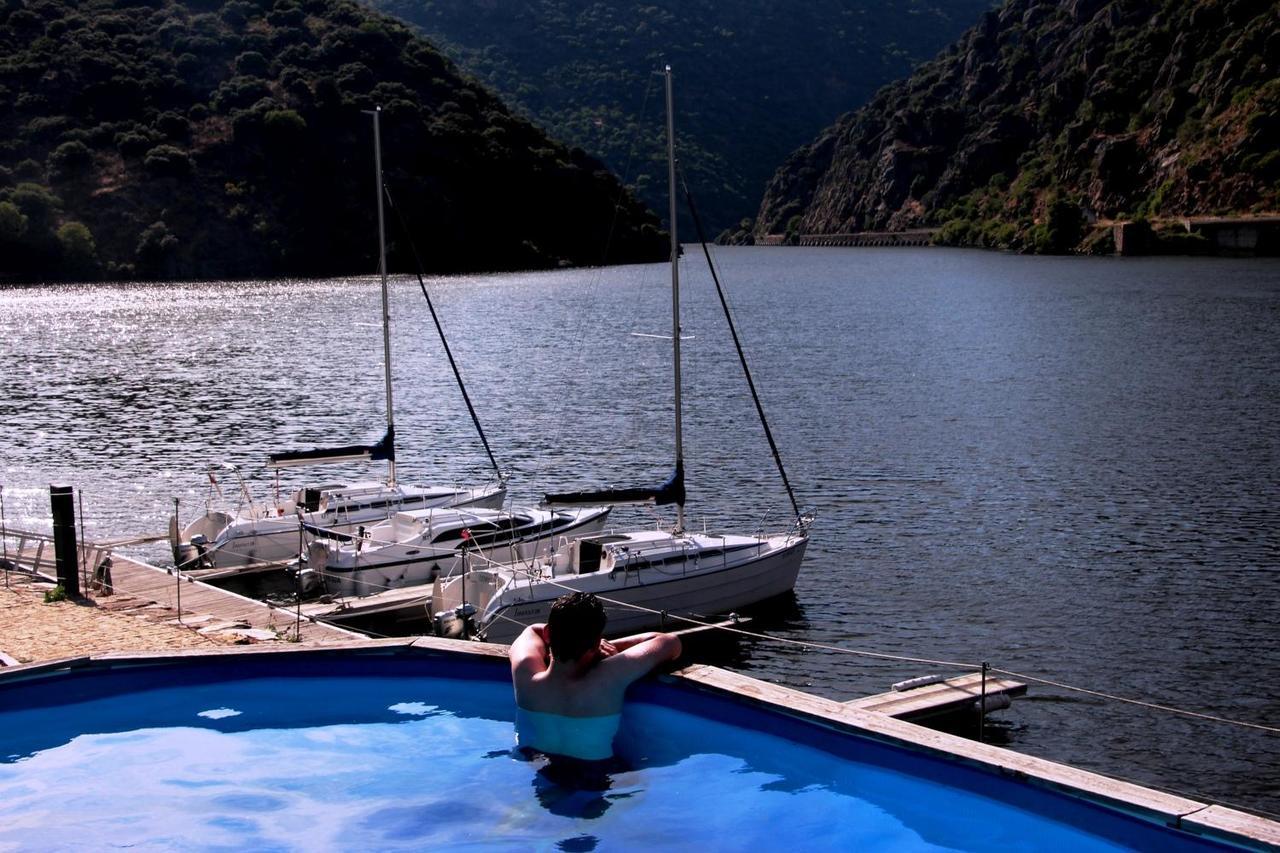 Douro Yacht Charter & Bungalows Sao Joao da Pesqueira Exterior photo